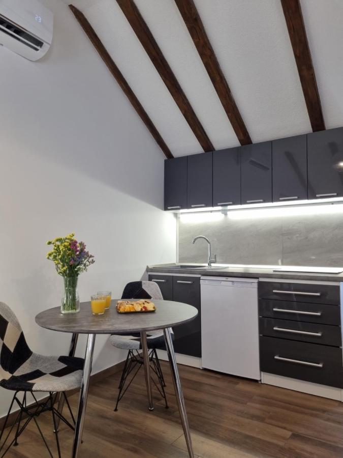 Studio Apartment Rosalie Split Buitenkant foto