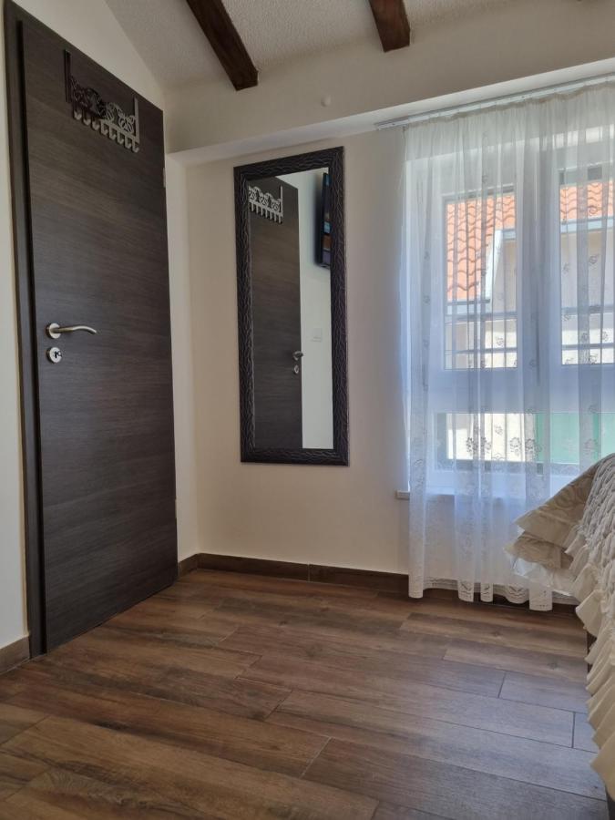 Studio Apartment Rosalie Split Buitenkant foto