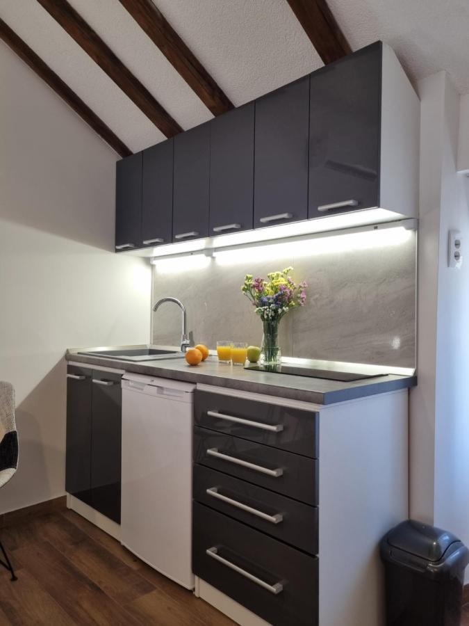 Studio Apartment Rosalie Split Buitenkant foto